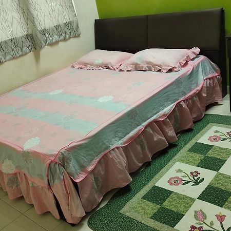 Muslim Dinaim Homestay Tanjong Malim Extérieur photo