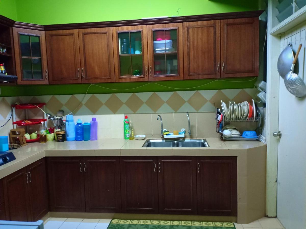 Muslim Dinaim Homestay Tanjong Malim Extérieur photo