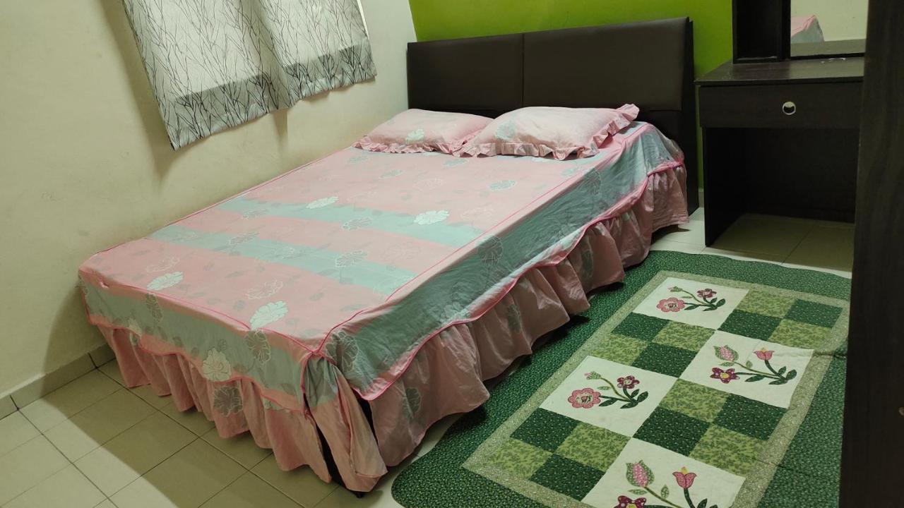 Muslim Dinaim Homestay Tanjong Malim Extérieur photo
