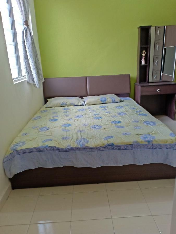 Muslim Dinaim Homestay Tanjong Malim Extérieur photo
