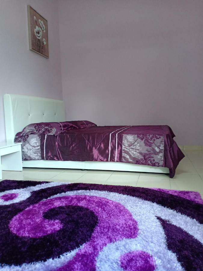 Muslim Dinaim Homestay Tanjong Malim Extérieur photo